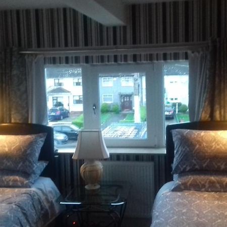 Marie'S Bed And Breakfast Coolock Exteriör bild