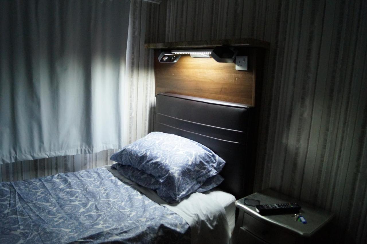 Marie'S Bed And Breakfast Coolock Exteriör bild