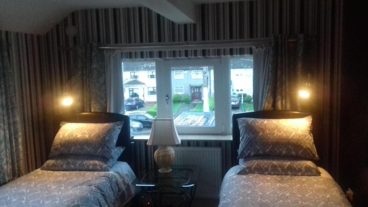 Marie'S Bed And Breakfast Coolock Exteriör bild